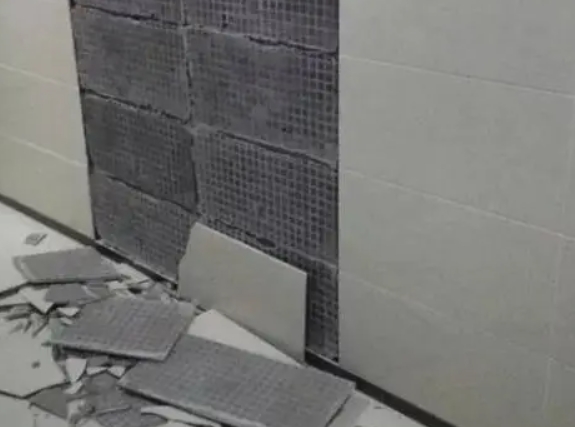 易县瓷砖空鼓维修公司分享下易县墙砖松动维修的知识